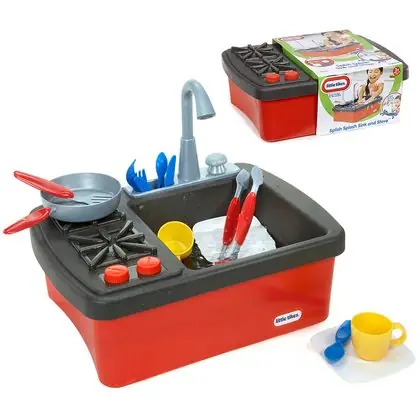 Cocina y lavaplatos con accesorios