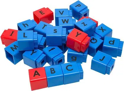 Cubos de letras conectables 90 piezas
