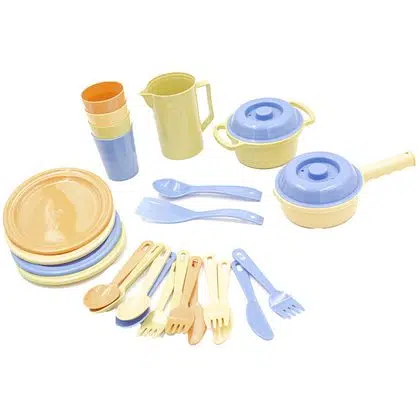 Set de vajilla plástico 27 piezas