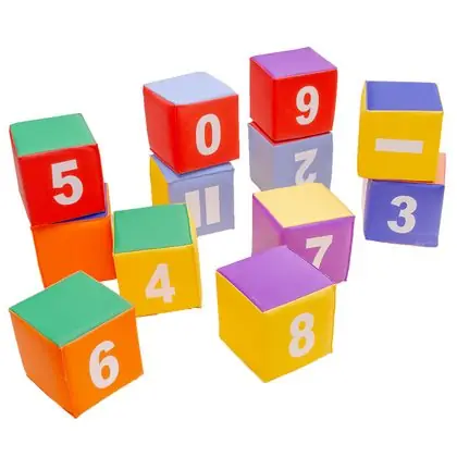 Dados de espuma soft 12 pzas. números y signos